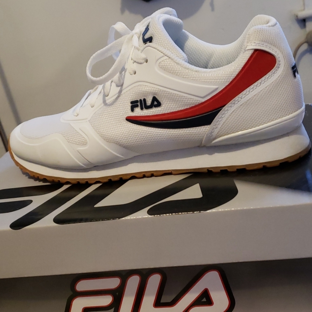 Foreronner 18 Fila
